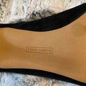 Vince Camuto closed pointed toe heels